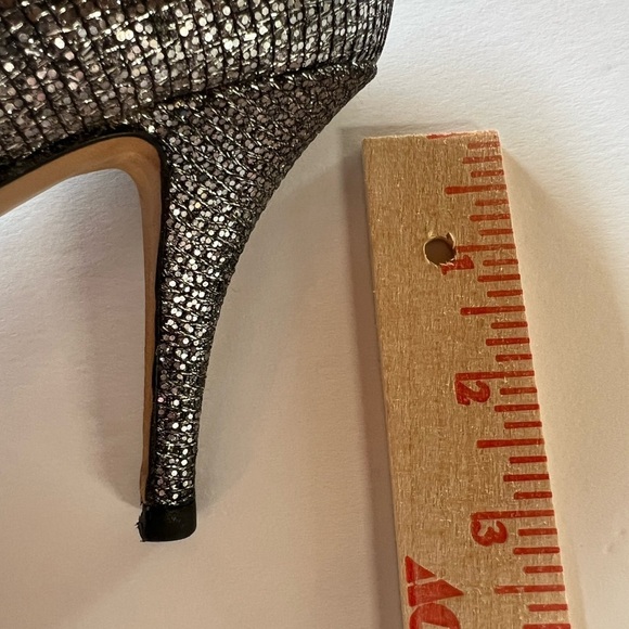 Kate Spade platform silver glitter peep toe 3" pumps sz 9 office mobwife preppy - Picture 11 of 14